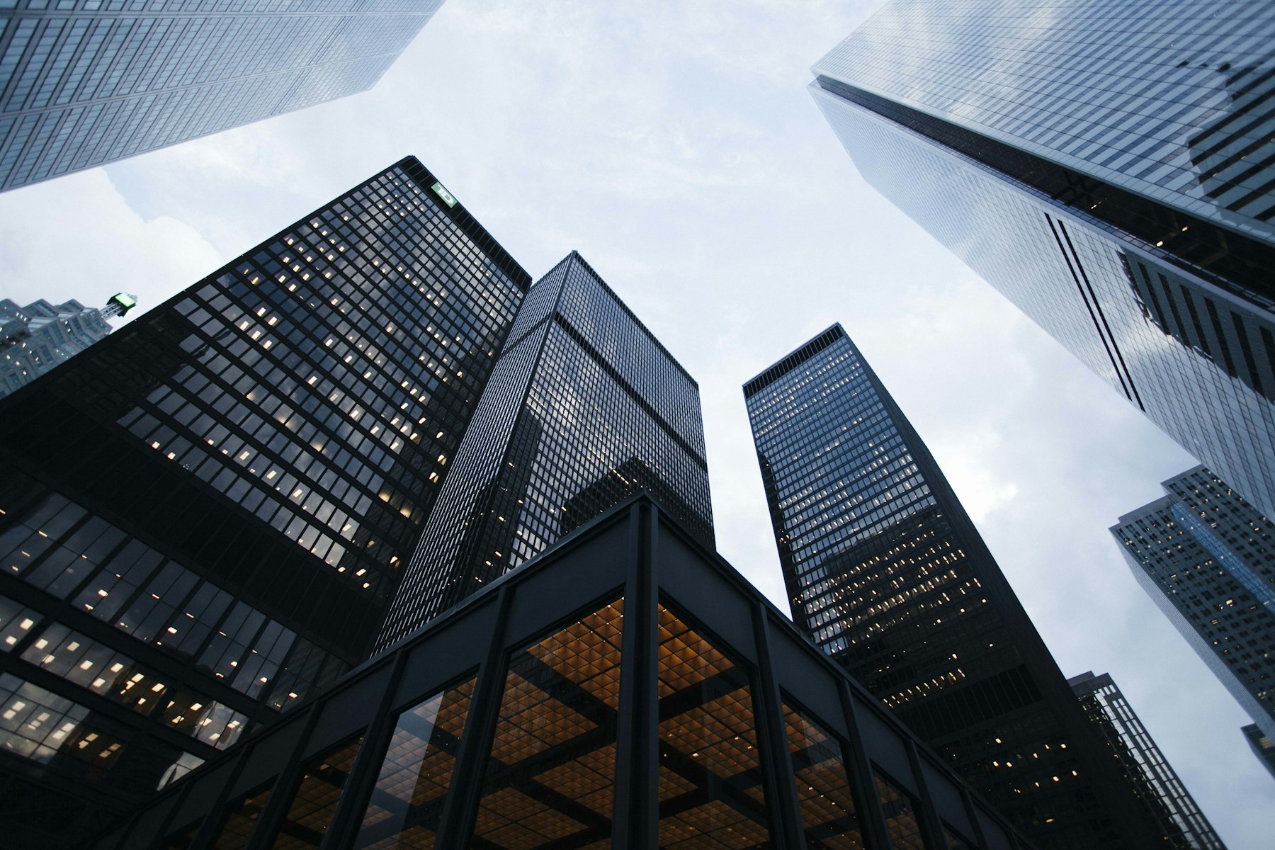 Financial district architecture